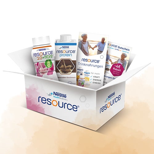 Offene Resource Musterbox mit Trinknahrung und Gutschein.